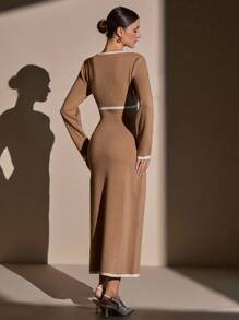 CLARA VERO DAMEN BEIGE LANG GESTRICKTES BODYCON KLEID - 7GG - HOHER SCHLITZ - LANGARM - WEISSE KANTENVERZIERUNG - HOHE ELASTIZITÄT - ELEGANTER STIL - Beige - Übersicht 2