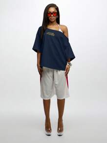 SUMWON WOMEN Camiseta holgada de manga corta con estampado retro de "Hotline" de moda callejera de Nueva York, con estilo gráfico y hombros descubiertos para el otoño