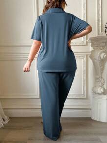 SHEIN 加大码简约纯色柔软亲肤纽扣睡衣套装女士家居服套装纽扣睡衣女士 - 藍色 - 查看 2