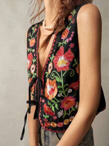 Bohemela 女式度假花卉刺绣无袖前系带衬衫