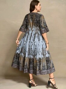 SHEIN Clasi 大码随机印花连衣裙 Maxi 女装 - 淺藍色 - 查看 2