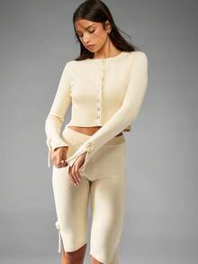 MISSGUIDED Set coordinato in maglia con cardigan corto e pantaloncini ciclisti, elegante con bottoni davanti, dettagli con orlo a costine e coulisse, outfit in due pezzi autunno/inverno - Albicocca - Visualizzare 5