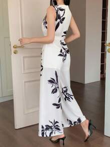 DAZY 女士优雅碎花V领无袖连体裤，夏季度假 - 米色 - 查看 2