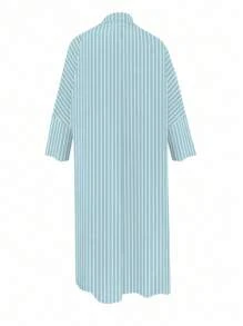 SHEIN Unity 春夏休闲宽松长款衬衫裙，宽条纹图案和超大露肩设计超长女装 - 淺藍色 - 查看 2