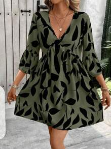 EMERY ROSE Plus Size Women Plant Print Flare Sleeve Loose Casual Vacation Dress - Army Green - View 5