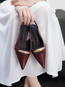 CUCCOO BIZCHIC 女士尖头平底鞋，带金属扣和后带，简约纯色基本款通勤露跟平底鞋，酒红色