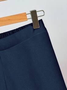 SHEIN Clasi Casual Vacation Style Nautical Red, Blue & White Striped Blouse With Navy Blue Pants, Suitable For Summer Vacation, College Style, Old Money Style - Multicolor - View 3