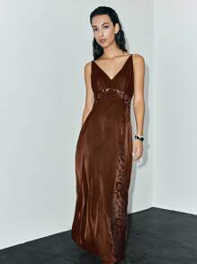 Lumivelle Váy yếm buộc dây phía trước ren gợi cảm mùa hè Váy mùa hè phong cách Maillard Quần áo mùa hè màu nâu cho trường đại học - Cà phê nâu - Xem 7