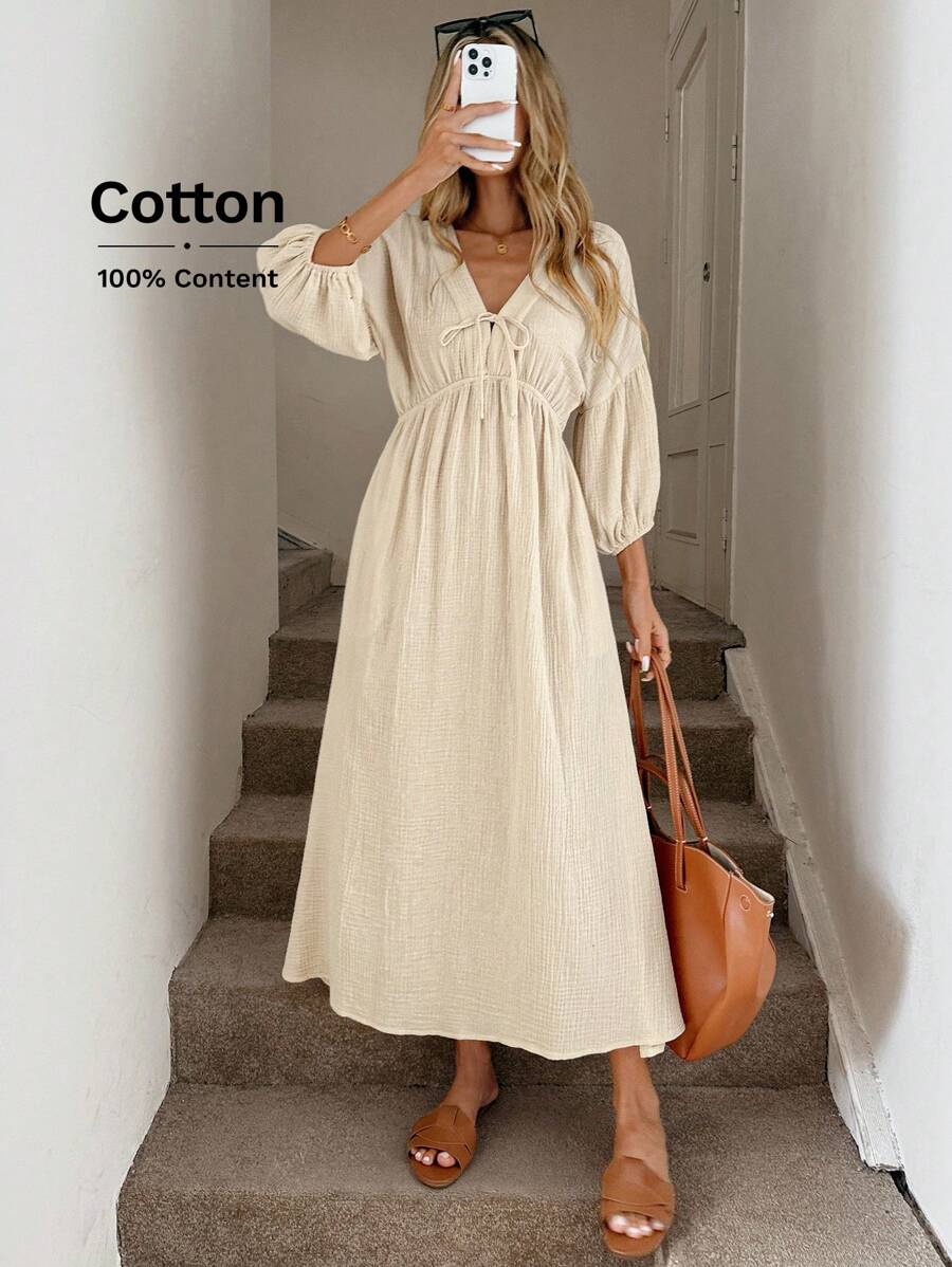 SHEIN LUNE V 领蝴蝶结灯笼袖褶腰 A 字形喇叭下摆双层绉布 100% 纯棉休闲宽松通勤复古风格女式长裙 - 杏色 - 查看 1