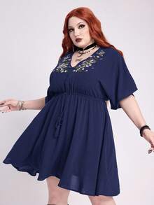 ROMWE Plus Size Gothic Hippie Vacation Style Black Star & Moon Plant Snake Skin Embroidery Dress - Navy Blue - View 6