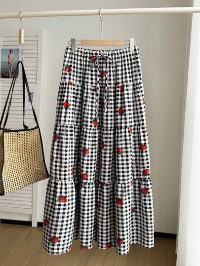 Comfortcana 大码休闲格子草莓印花 A 字裙