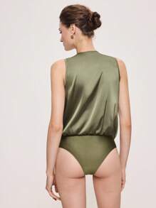 BizChic 2025秋冬新款绿色不对称剪裁斜翻领交叉露肩连体衣，现代优雅都市商务休闲办公装，适合约会、派对、郊游、机场、浪漫乡村音乐会、韩式、机场、婚礼嘉宾、生日、万圣节、圣诞节 - 綠色 - 查看 3