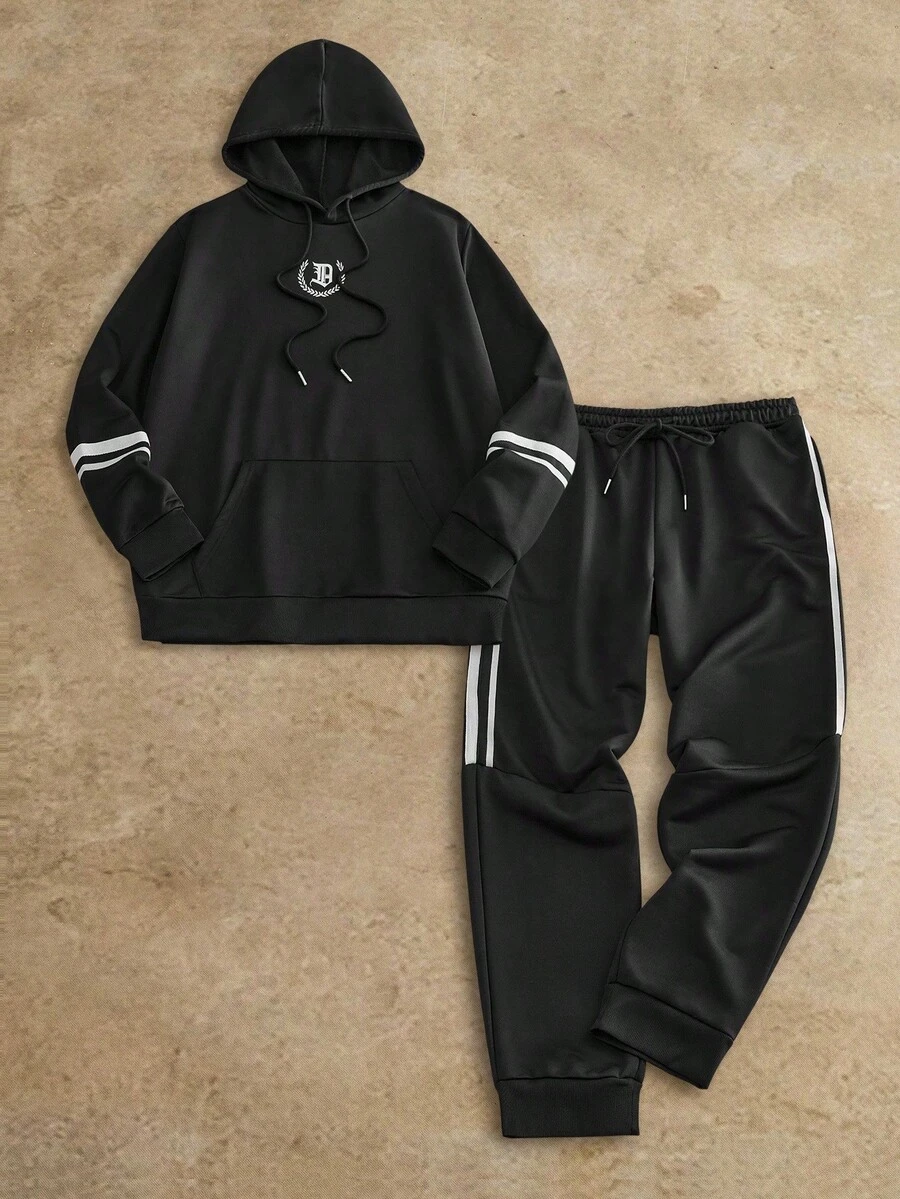 Manfinity VCAY 2 件套男士休闲针织连帽衫运动服男士黑色两件套运动服套装男士黑色连帽衫和慢跑裤套装男士黑色运动服套装男士黑色运动服黑色两件套男士男士黑色两件套男士连帽衫和运动裤套装男士运动服套装男士慢跑裤套装男士两件套运动服 - 黑色 - 查看 1