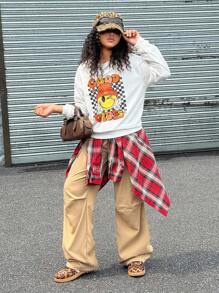 SHEIN Explorewe Casual Tween Girl Retro Face Plaid Print Long Sleeve Crew Neck Sweatshirt And Khaki Cargo Pants Casual Street Fashion Outfit - Multicolor - View 7