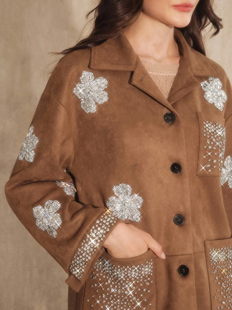 Chaqueta vintage elegante de mujer marrón con cuello de peluche sintético, tachuelas y strass, para otoño/invierno
