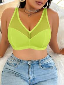 Plus Size Green Mesh Bra With Sheer Detailing And Casual-Comfy Fit