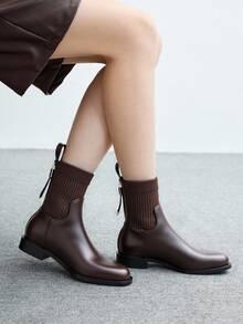 CUCCOO BIZCHIC 女士时尚英伦风格后拉链咖啡色弹力靴，圆头平底踝靴
