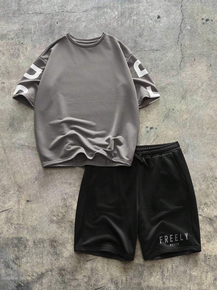 Manfinity VCAY Conjunto informal de verano de blusa de manga corta estampada y shorts tejidos - Gris - Ver 1