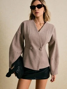 Poéselle Áo khoác hai nút màu nâu xám, Áo khoác quấn nữ, Áo khoác tay bồng, Áo khoác peplum, Áo khoác mùa thu tối giản, Áo khoác Capsule Wardrobe, Áo khoác màu nâu xám, May đo điêu khắc, Trang phục cơ bản nâng cao, Áo khoác ngoài thường ngày tay dài trễ vai màu trơn dành cho nữ, Đơn giản và thời trang, Phong cách cổ điển, Thích hợp mặc hàng ngày, Đi chơi, Đi làm, Ngày lễ, Ở nhà và các dịp khác, Mùa thu/Đông - Màu Khaki - Xem 7