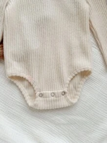 SHEIN 2件套新生女宝宝休闲可爱长袖纯色针织连体衣秋冬装 - 白色 - 查看 7