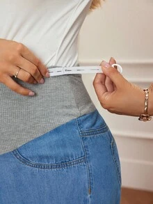 SHEIN Jeans de maternidad con cintura alta, dobladillo con volantes y pierna ancha, en diseño de patchwork de colores contrastantes - Azul - Ver 5