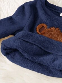 SHEIN 2 件套男婴可爱熊刺绣长袖上衣和法兰绒长裤睡衣套装，秋冬 - 彩色 - 查看 3