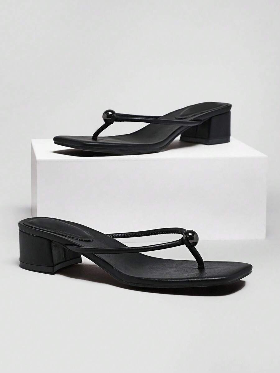 Solezae Fashion Versatile Ladies Block Heel Flip Flop Sandals - Black - View 1