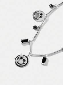 S.W.Smiley x MOTF PREMIUM 银色笑脸吊坠项链 - 銀色 - 查看 7