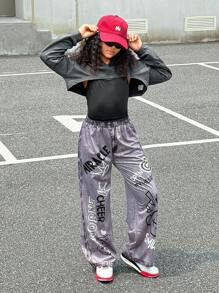 SHEIN Explorewe 青少年女孩街头酷儿童休闲青少年女孩春/秋连帽运动衫、印花图案针织背心和裤子三件套服装、时尚街头风格、街头服饰 - 黑色 - 查看 4