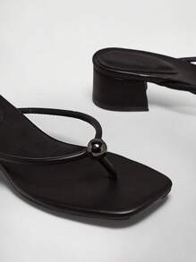 Solezae Fashion Versatile Ladies Block Heel Flip Flop Sandals - Black - View 4