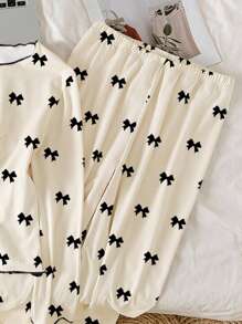 SHEIN Tween Girls 2pcs Pajama Set, Elegant & Fashionable Peach & Black Bowknot Decor, Contrast Wavy Trim, Long Sleeve Top & Pants, Casual Loungewear,Backto SchoolFashion Soft Pajama Set Fall Winter - Apricot - View 4