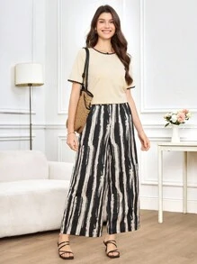 Miaspire 2pcs Women Casual Outfit, Contrast Color Strap Patchwork T-Shirt Top And Striped Print Pants Set,Teacher Outfits For Women,Going Out Sets Women,Business Casual Woman,Basic Sets,Stripe Print Two-Piece Suit,Women's Two-Piece Set: Casual, Contrasting Color Webbing Patchwork T-Shirt Top And Striped Print Trousers For Everyday Outings