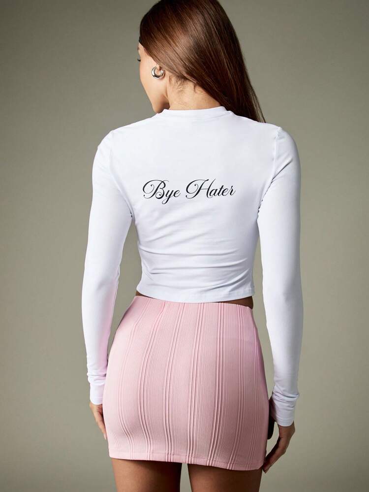 MISSGUIDED 긴팔 크롭 탑 하이 헤이터 바이 헤이터 스크립트 프린트 화이트 모크 넥 핏팅 패션 문구 티셔츠 베이직 코튼 미니멀리스트 디자인 텍스트