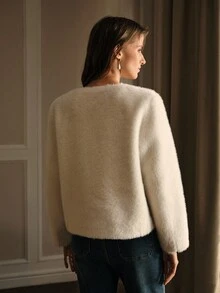 MOTF PREMIUM 双排扣长袖仿皮草大衣 - 米色 - 查看 4