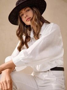 Wildy Blusa blanca de mujer con botones para uso casual en la oficina, camisa de manga larga de color blanco sólido, versátil y casual para mujeres, ideal para salir, fiestas, otoño y maestras - Blanco - Ver 5