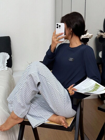 SHEIN 2 piezas Conjunto de pijama de pantalón a rayas jacquard y camiseta de manga larga con estampado de letras de unicolor casual, pijamas a rayas para mujer, ropa de otoño