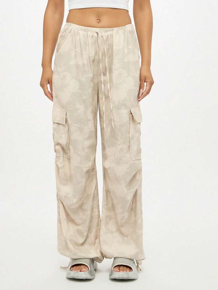 SUMWON WOMEN Hibiscus Print Parachute Cargo Pants With Wide Legs