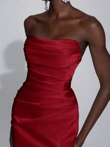 Elitara Solid Color Pleated Elegant Strapless High Slit Satin Wedding Dress - Burgundy - View 6