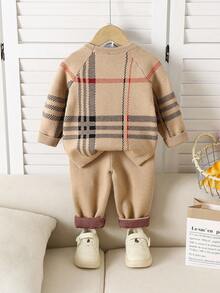 Souflis Souflis 2 件套条纹提花圆领长袖上衣和裤子，休闲修身