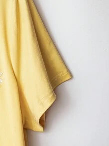 SHEIN Clasi Áo thun cổ tròn tay ngắn họa tiết hoa 3D cỡ lớn dành cho nữ, mùa hè - trắng - Xem 5
