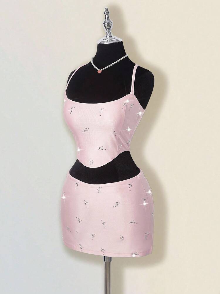 SHEIN ICON Dwuczęściowy zestaw damski w stylu Y2K: różowy top z kryształkami i dopasowana mini spódniczka z niskim stanem, seksowny i szykowny - Różowy - Zobacz 10