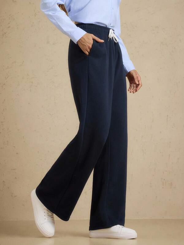 Briarwyn 秋季纯色口袋抽绳腰休闲直筒裤，带小标志刺绣，女士秋季服装，返校季，秋季女装，复古风格女士休闲女装