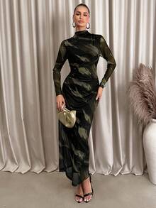 Lavishia Váy ôm dài tay cổ lọ họa tiết trừu tượng màu đen và cà phê dành cho nữ - xanh quân đội - Xem 3