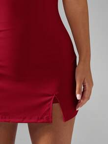 MISSGUIDED Đầm ngắn thời thượng có quần short bên trong, thích hợp cho tiệc tối, đi club, đi chơi đêm, dây mảnh, hở lưng, chi tiết buộc dây, xẻ tà bên hông, ôm sát cơ thể. - Màu Đỏ Sâu - Xem 7