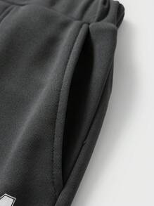 JNSQ 2 Stücke Jungen Lässig Outfit Set, beinhaltet locker sitzenden Rundhals Sweatshirt mit witzigem Zahlen-Muster und locker sitzende Jogginghose, geeignet für Herbst, Winter Alltagstragen, Outdoor Aktivitäten, Urlaub, Streetwear, Party und Lässig