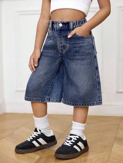 SHEIN Quần lửng 3/4 bằng vải denim xanh dáng suông cơ bản phong cách Y2K cho bé gái, trang phục thường ngày mùa xuân hè, phong cách đồng quê boho, đi biển, phong cách đường phố miền Tây, kỳ nghỉ xuân, lễ hội âm nhạc, quần denim lửng mùa thu đông.