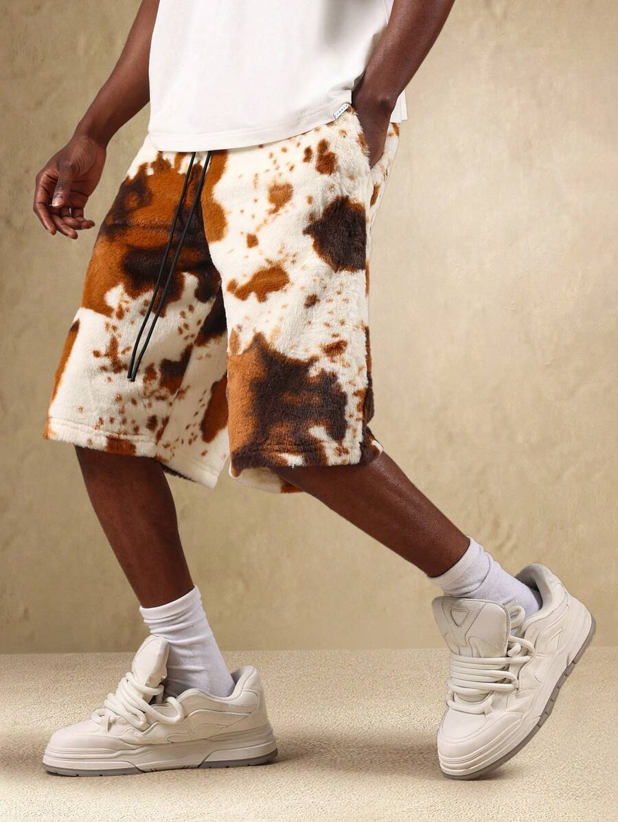 SUMWON 牛皮印花羊毛抽绳短裤毛皮图案阔腿街头风格节日休闲家居服超大宽松冬季裤 - 咖啡棕 - 查看 1