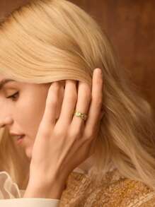 MOTF PREMIUM 18K镀金花形开口戒指