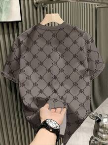 Manfinity Dauomo 男士夏季字母印花圆领短袖休闲百搭T恤 - 咖啡棕 - 查看 2