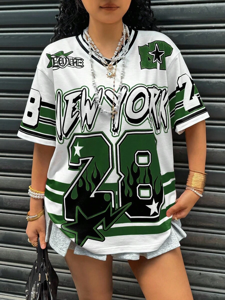 Rovax Damen Lässig V-Ausschnitt Shirt mit Buchstaben- und Zahlenprint, weite Schultern, kurze Ärmel, Sommer